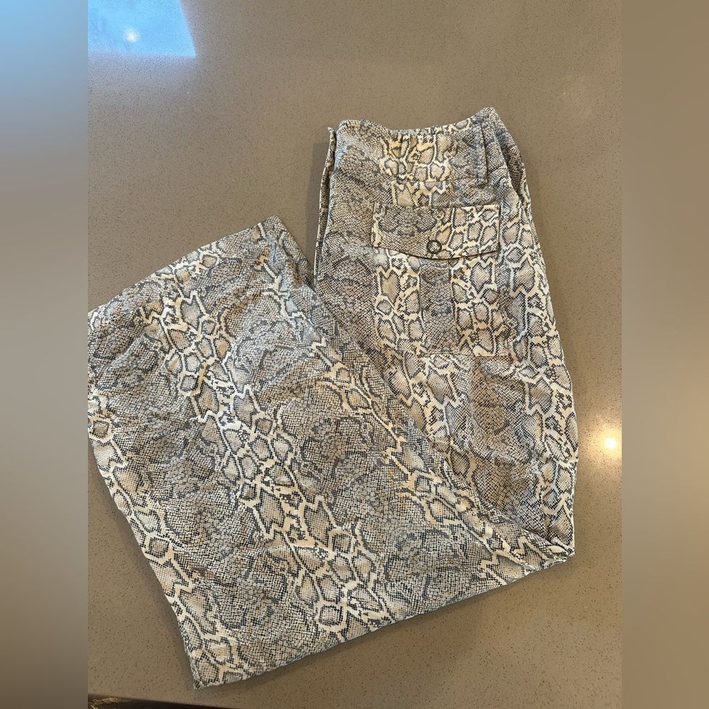Elie Tahari Snake Print Women's Size 8